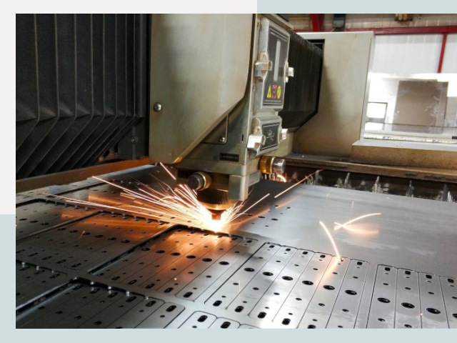 Лазерная резка металла в Киржаче от 619 руб.